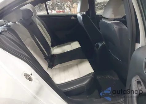 2015 Volkswagen Jetta 1.8T Sport from USA, damaged, VIN 3VWD17AJ2FM427343